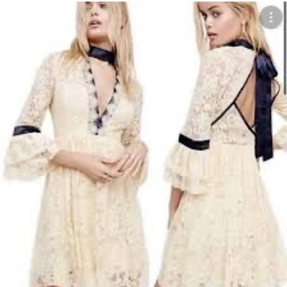 Free People Dress withDeep neck Cream Lace Dress with Blue Ribbon Accent-Medium